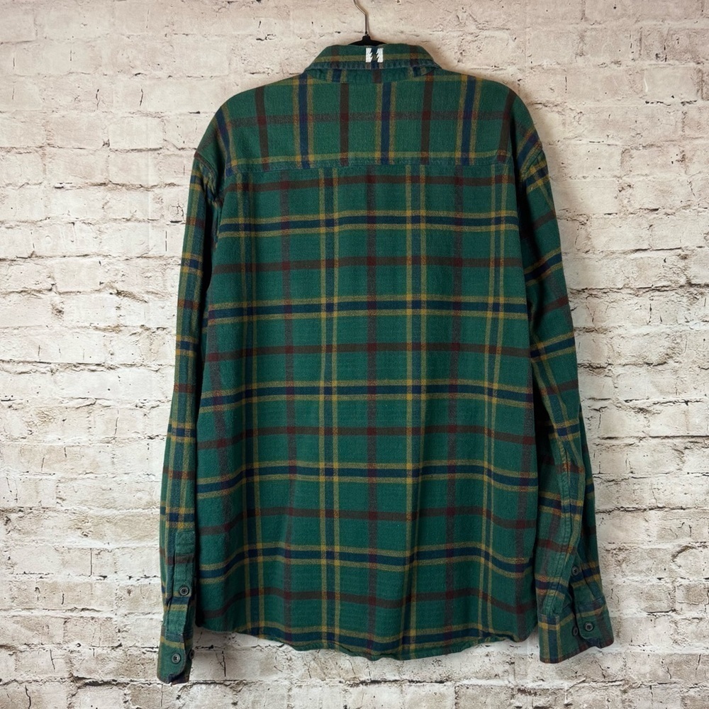 The Hundreds Men's 2XL Green Plaid Button Down Flannel Shirt Embroidered Cotton - Picture 8 of 9
